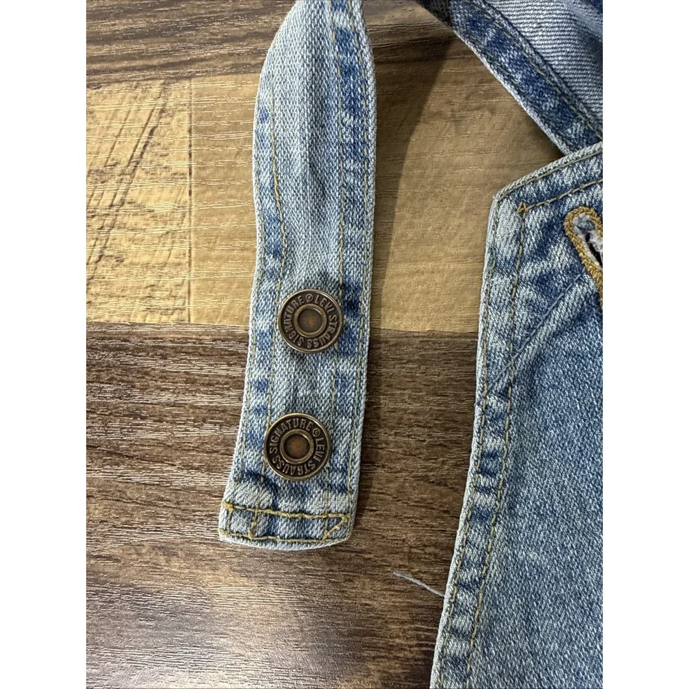 Levi's Overall Shorts Girls 4T Embroidered 99% Cotton Dual Button Sizing Lt Blue